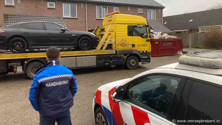 Grote controle: Porsche meegenomen, zwaar vuurwerk en sigaretten gevonden