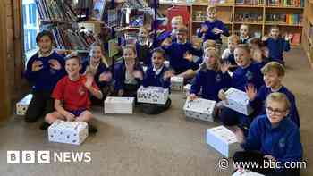 Toy-filled shoeboxes heading to Ukrainian children