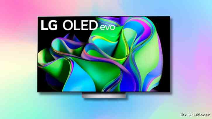 Get this 77-inch LG TV for $800 less at Best Buy