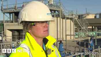 Water boss defends 41% price rise and £371k bonus