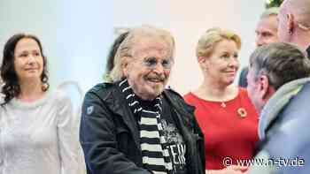 30 Jahre Hilfe für Obdachlose: Frank Zanders Weihnachtsessen feiert Jubiläum