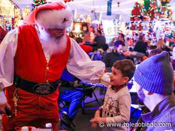 Photo Gallery: Donuts with the Clauses at the Sylvania Exhibition Center