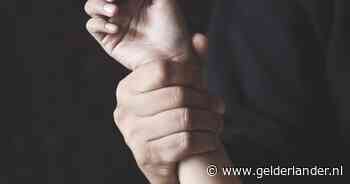 Man (28) vrijgesproken voor verkrachtingen, maar krijgt wel straf voor mishandelen vader