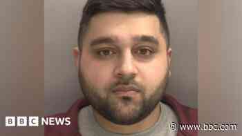 Hamas supporter in PM knife emoji threat jailed