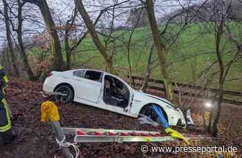 FW Overath: Fünf Verletzte nach schwerem Autounfall