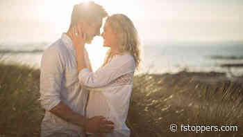 How to Use Light and Backgrounds for Better Couple Photos