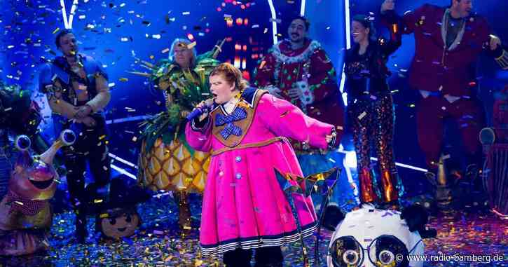 Pokal für den Panda: Sängerin Loi gewinnt «Masked Singer»
