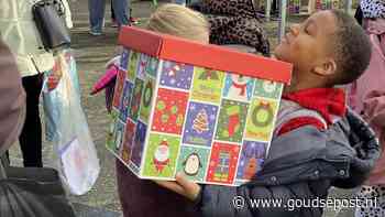 Westerschool deel kerstpakketten uit aan leerlingen