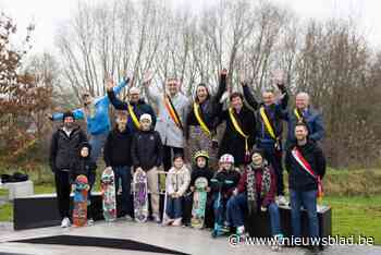 Jongeren testen nieuw skatepark uit:  “Eindelijk ons eigen plekje”