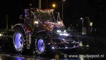 Sfeervolle kerstgroet op wielen: verlichte trekkers toeren door de regio