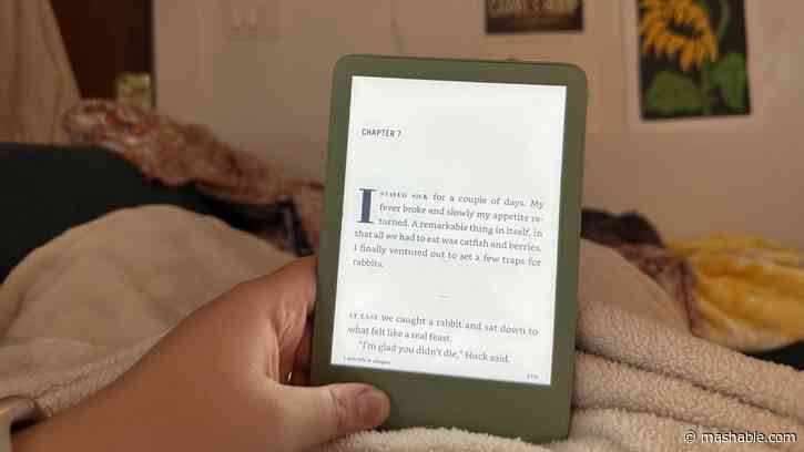 Amazons basic Kindle is the best e-reader on a budget