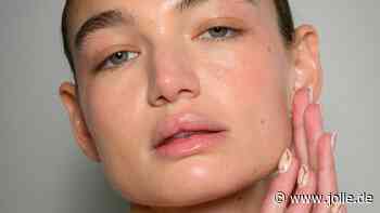 Alle stilvollen Frauen lieben "Frame Nails" für Silvester 2024