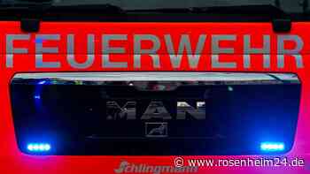 Mehrere Container in Rosenheim in Flammen: Böller aus mögliche Ursache?