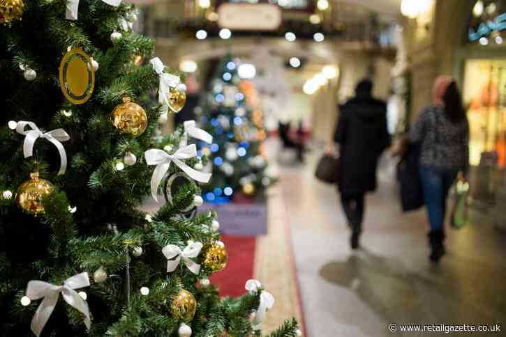 Data: £1.13bn Christmas rush to hit UK high streets today