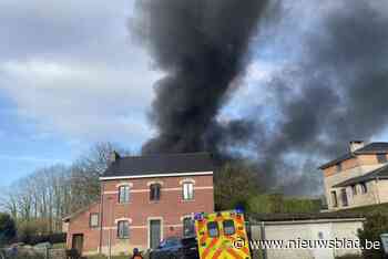 UPDATE. Verwoestende brand in Borgloon slaat over van landbouwloods naar huis