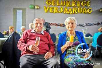 Michel viert 100ste verjaardag samen met zijn vrouw Mia (98): “Ik doe ook nog fietstochtjes om de benen fit te houden”