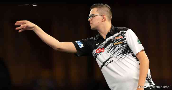 LIVE WK darts | Nieuw drama in Ally Pally: toptalent Gian van Veen óók uitgeschakeld