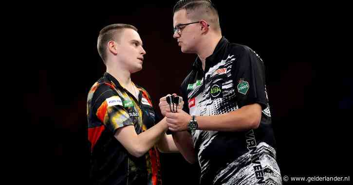 LIVE WK darts | Gian van Veen volgende Nederlander die bittere pil slikt: ‘Ongelooflijk, een enorme domper’