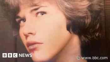 'I can't let go until I know who killed my mum'