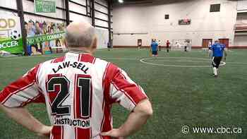 Saskatoon walking soccer program brings exercise at a low-impact pace