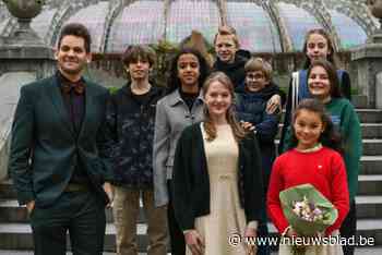 Vragen van Leuvense leerlingen staan centraal tijdens kerstboodschap koning Filip: “We werden een uur lang op het kasteel ontvangen”