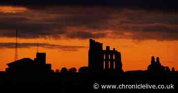 UK set to fall just short of record for Britain's warmest Christmas Eve ever as temperatures reach highs of 15C