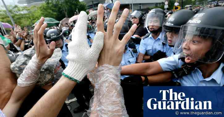 Hong Kong police issue bounties for six more overseas activists