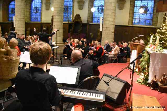 “Ne zoelige Kessemes vui alleman”: Gooik viert opnieuw Kerstmis in het dialect