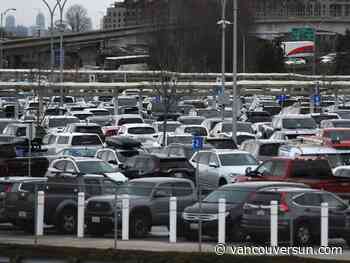 Going to Vancouver airport or McArthurGlen on Boxing Day? Plan ahead