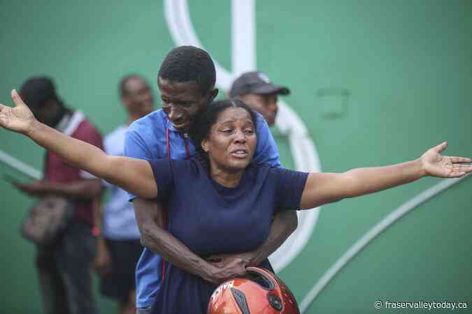 Haiti gang attack on journalists covering a hospital reopening leaves 2 dead, several wounded