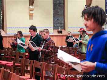 Photo Gallery: Trinity Episcopal Church’s Christmas Eve service