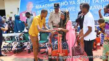 Rollstühle und Dreiräder für Menschen in Tansania