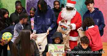 Spurs players spread festive cheer with toy donations