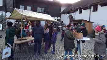 Premiere auf Gut Sossau: Neue Weihnachtsmarkt-Tradition in Grabenstätt entstanden?