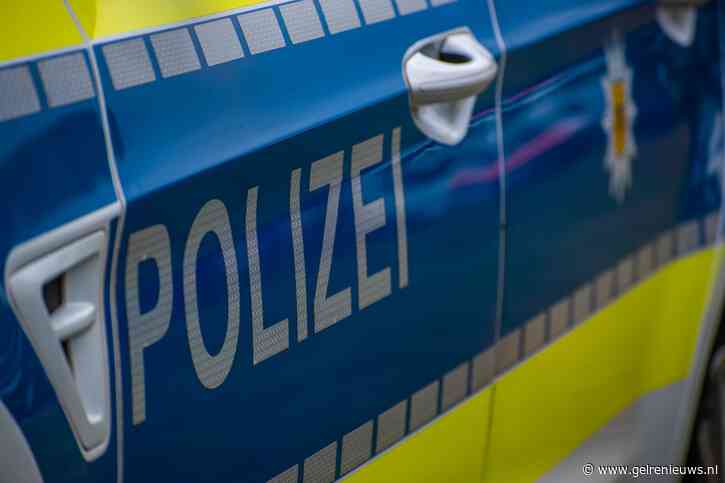 Nederlander (42) zwaargewond bij eenzijdig ongeluk op Duitse snelweg