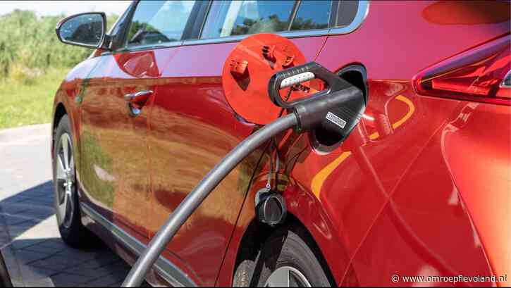 Urk - Opladen van elektrische auto moet bij meer Urker huishoudens mogelijk worden