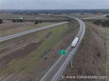 ODOT plans more signs on Perrysburg ramp to urge motorists to slow down