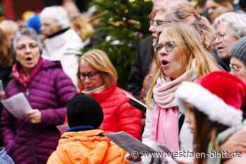 Große Gefühle auf dem Marktplatz Höxter: 600 Bürger lieben das Singen