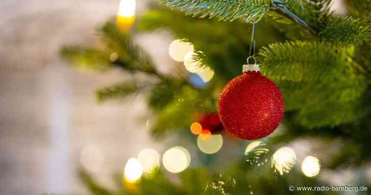 Dreijähriger spielt mit Gabel – Gewalt an Weihnachten