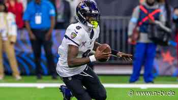 Ein Yard zum Rekord: Star-Quarterback läuft sich hauchdünn in NFL-Geschichte