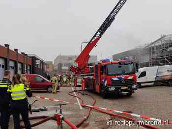 Brand in bedrijfspand aan de Bellstraat in Volendam