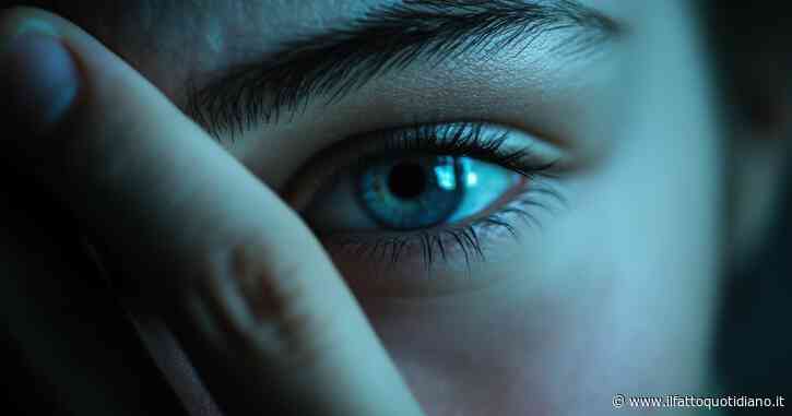 Attenzione agli “empatici oscuri”: “Sembrano sensibili e premurosi, in realtà sono psicopatici e narcisisti. Pensano solo a raggiungere i loro scopi”