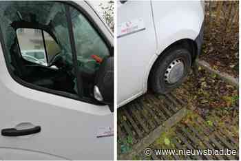 Platte banden en ingeslagen ruit: vandalen beschadigen bestelwagen van armoede-organisatie