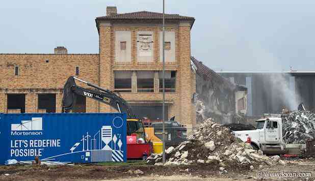 UT tears down first integrated school in Austin