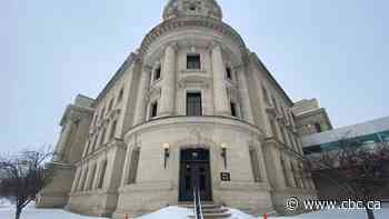 Woman's breach of privacy lawsuit against Manitoba judge thrown out