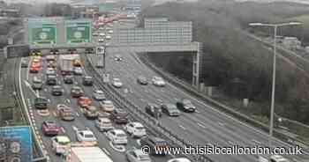 Boxing Day long traffic delays on M25 near Dartford Crossing