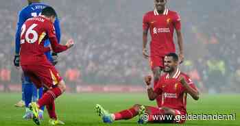 Titelkoorts op Anfield: uitblinkende Cody Gakpo helpt Liverpool aan kerstzege op Ruud van Nistelrooij