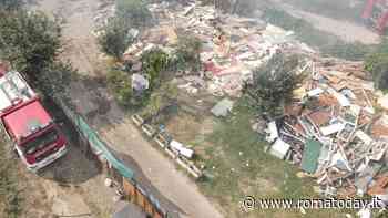 Ponte Mammolo, dopo un anno e mezzo il Comune paga la bonifica della maxi discarica privata andata a fuoco