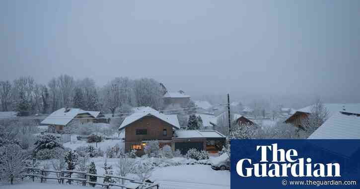 Weather tracker: Storm brings well over a metre of snow to peaks in Alps
