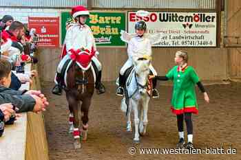 Reiter und Voltis zeigen tolle Weihnachtsshow